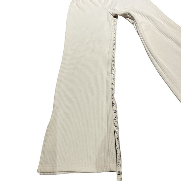 DIVIDED H&M Pants Size Medium Winter White Ribbed Elastic Waist Wide Leg - Picture 9 of 12